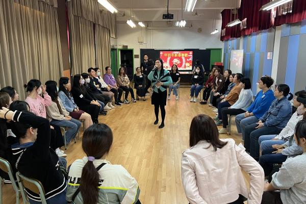 To start the new year, our PTA held the "Lunar New Year Celebration" to welcome good fortune together with parents.