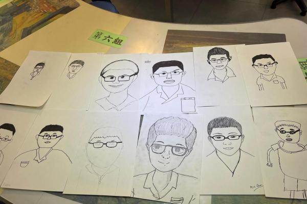 限時十五分鐘的速寫作品!
